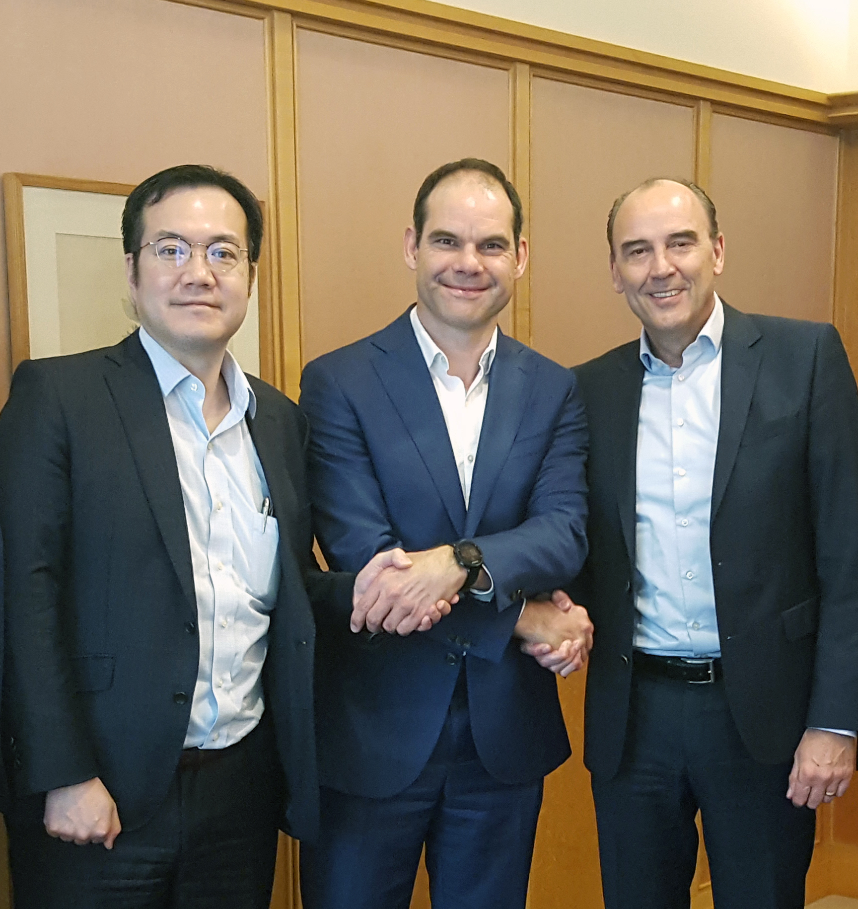 Ricoh wird erster Business-Partner im IPN