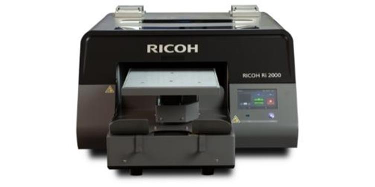 Ricoh lancia la soluzione per la stampa diretta su pellicola DtF e su tessuto DtG in un unico dispositivo per una maggiore versatilità di applicazioni